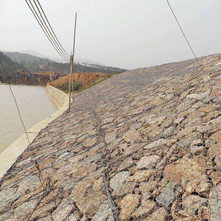 雷諾護墊的工程結構有哪些優勢特點