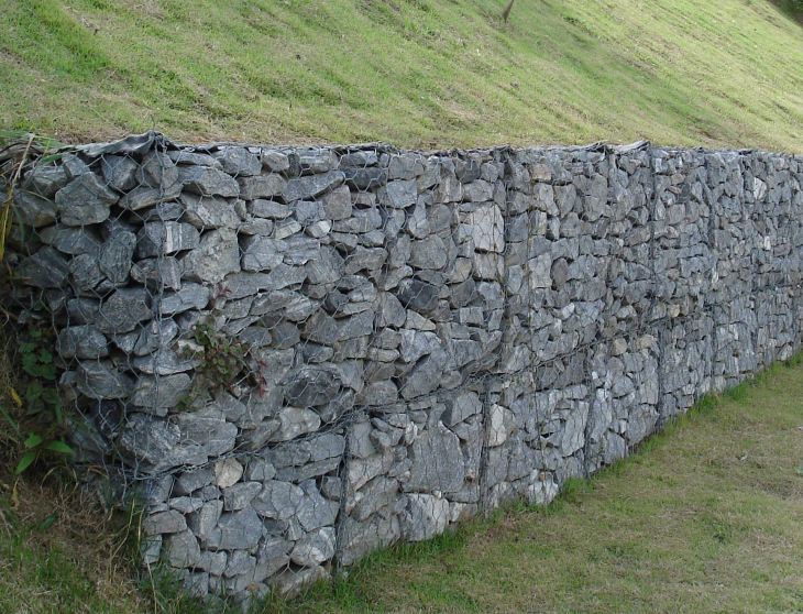 格賓網擋墻堆砌后的優勢是什么