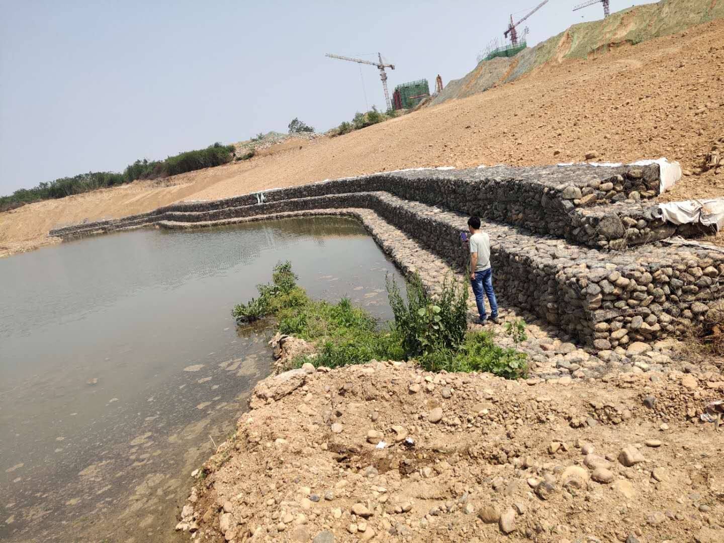 鉛絲石籠網在維護過程中的優勢