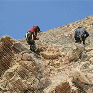 護坡落石防護網的性能優勢