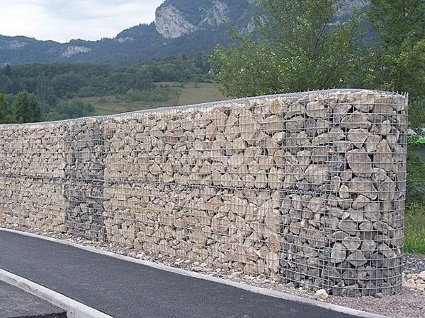 格賓網(wǎng)擋墻的防護優(yōu)勢特點